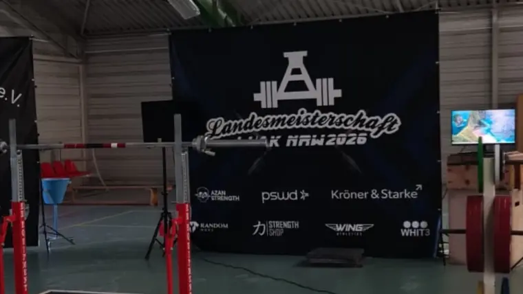 Sponsorenbanner der Powerlifting-Landesmeisterschaft NRW mit Kröner & Starke Logo