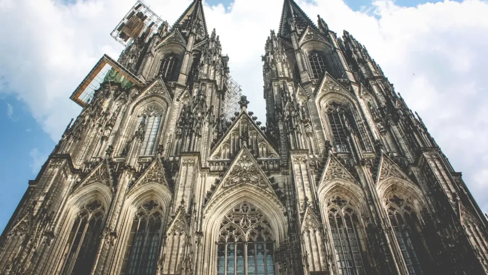 Kölner Dom als lokaler Kontext für Webdesign in Köln